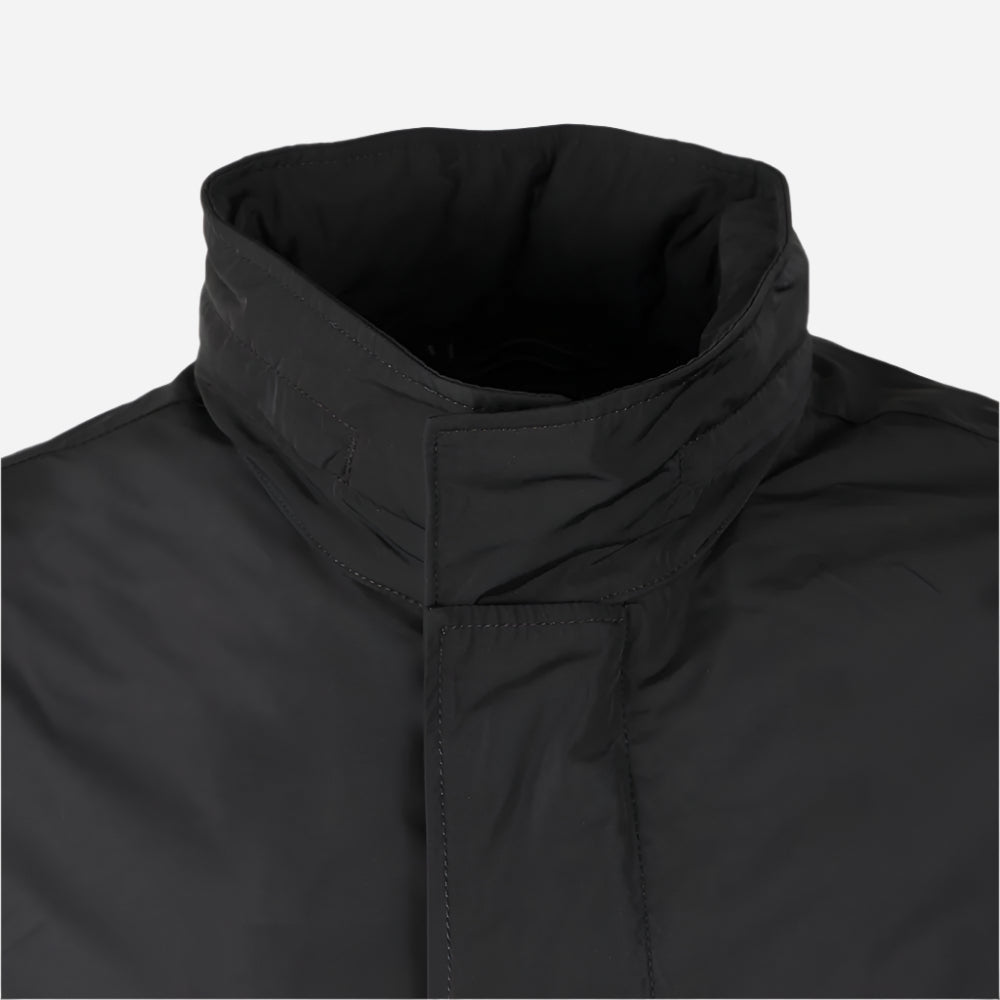 Close-up of Gant GRAND STREET JACKET in Odyssey Grey showing the collar and water-resistant fabric detail.