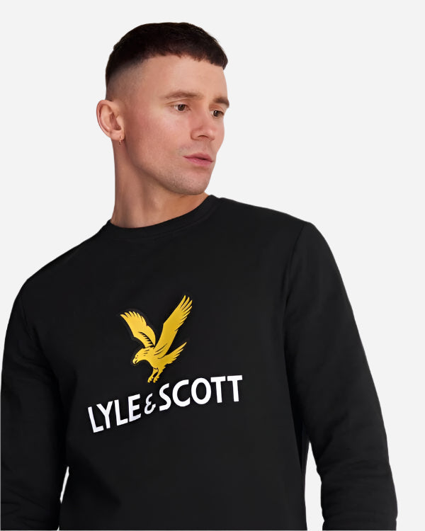 Lyle and Scott Logo Sweatshirt Black - indi menswear