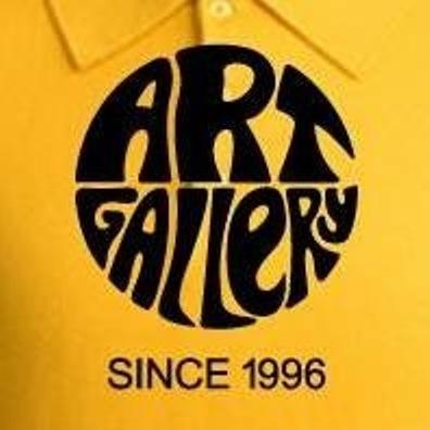 art gallery clothing