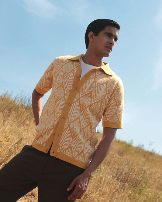 Far Afield ZIGGER Cardigan Honey Gold / White Leaf Pattern Far Afield